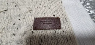 Jersey jaspeado con botones y coderas