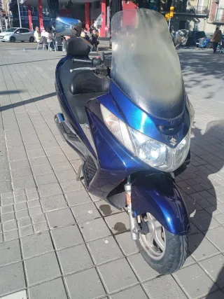 Suzuki Burgman 250 Inyección