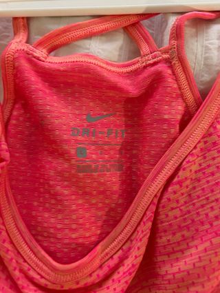 Camiseta deportiva Nike Dri-Fit Talla L