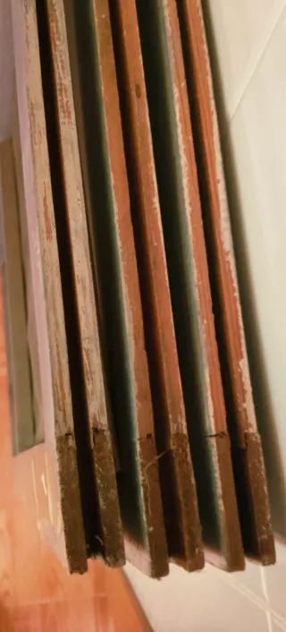 3 mosquiteras de madera para ventana.