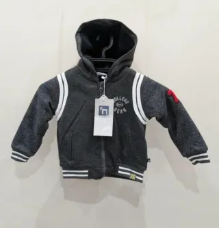 Felpa/bomber/giubbotto con cappuccio