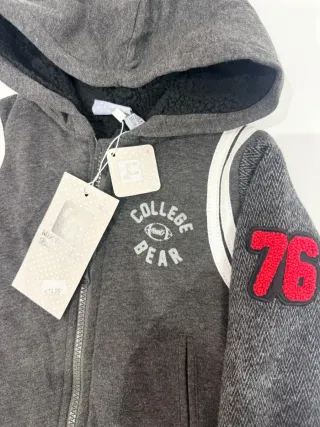 Felpa/bomber/giubbotto con cappuccio