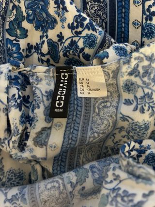 Vestido largo H&M floral azul y blanco