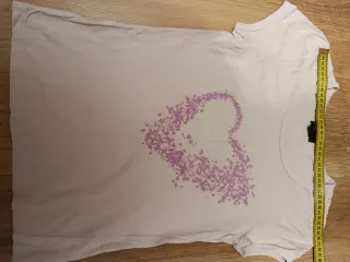 Camiseta Zara Corazón Mariposas Talla M