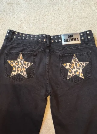 Pantalón One Dilemma Estrella Leopardo Negro