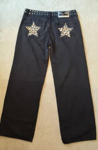 Pantalón One Dilemma Estrella Leopardo Negro