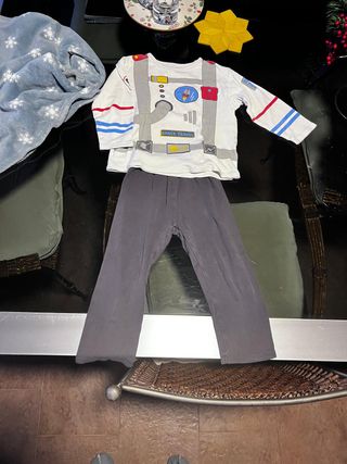 Conjunto di abbigliamento per bambini 3-4 anni: Accappatoio e pigiama