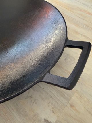 Wok Ghisa Giapponese 33cm con Coperchio Vetro