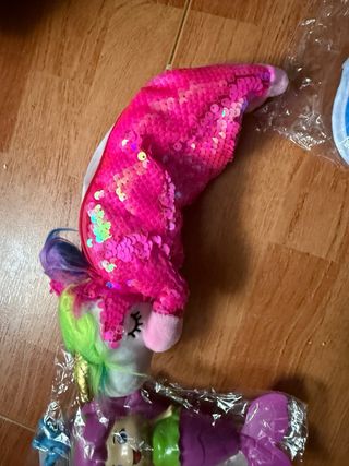 Lote de muñecas variadas