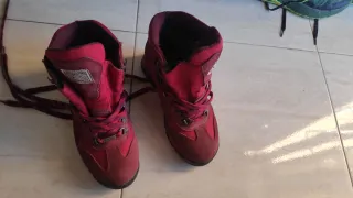 Botas de montaña Garmont. Talla 37.