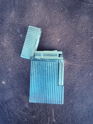 Accendino S.T. Dupont Paris