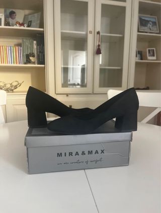 Tacones negros (Talla 38)