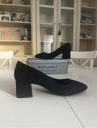 Tacones negros (Talla 38)