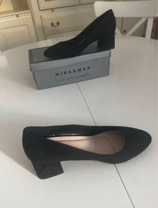 Tacones negros (Talla 38)