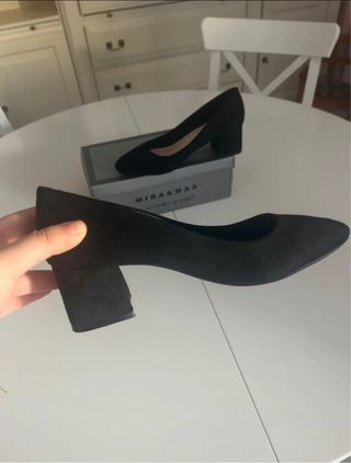 Tacones negros (Talla 38)