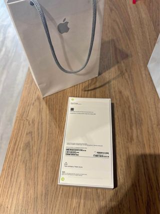 iPhone 17 Pro Max 256GB (modello US, sigillato)