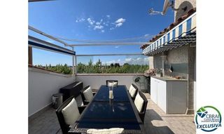 Piso en venta en Empuriabrava en Castelló d´Empúries