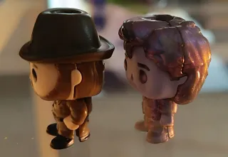 Mini Funko Pop Stranger Things Hopper y Steve