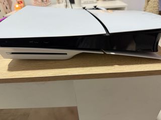 PS5 1TB Slim Fortnite Edición + Mando