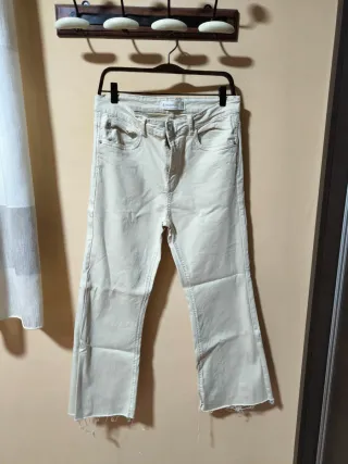 Vaqueros Stradivarius Beige D78