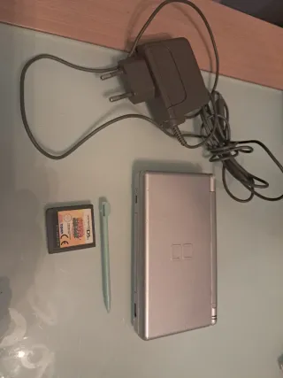 Nintendo DS Plata