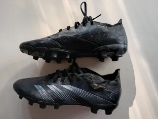 Botas de fútbol Adidas Predator Negras