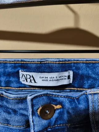 Vaqueros Zara Rectos Deshilachados