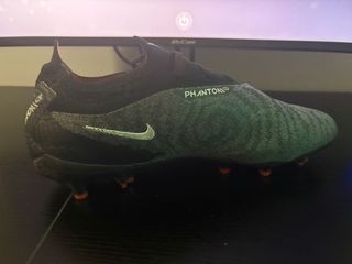 Botas de fútbol Nike Phantom