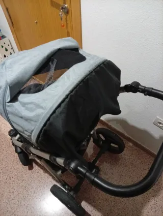 Carro de bebé marca Vizaro gris