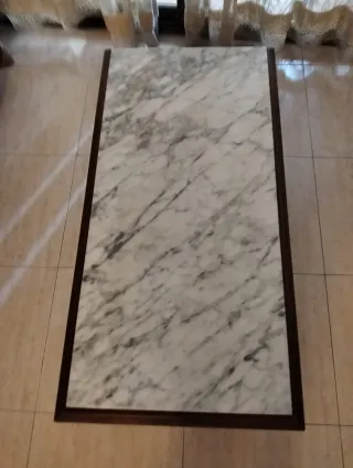 Mesa centro mármol y madera