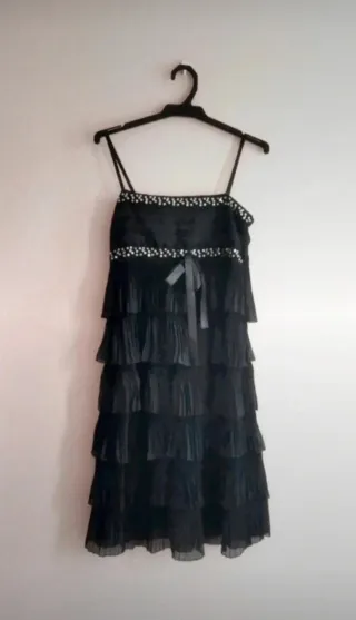 Conjunto Vestido Fiesta Negro y Torera Roja