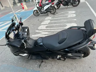 Cambio Yamaha TMAX Tech Max 2023