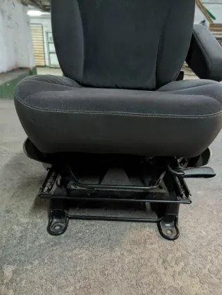 Sillón Renault Trafic/Opel Vivaro/Nissan Primastar