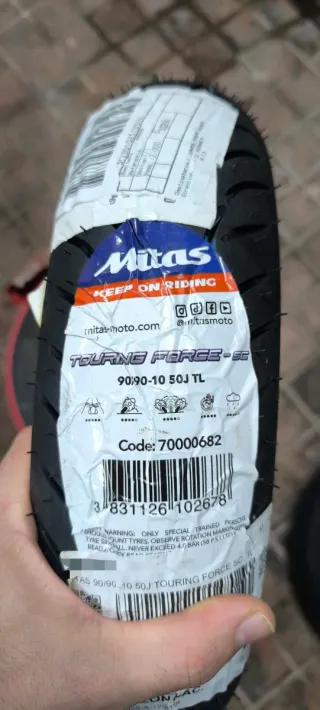 Neumático de moto 90/90-10