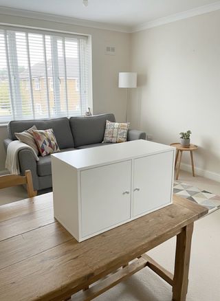 Mueble Ikea Kallax 2 puertas en blanco 77x41 cm