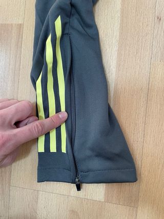 Chándal Real Madrid Adidas Gris y Amarillo