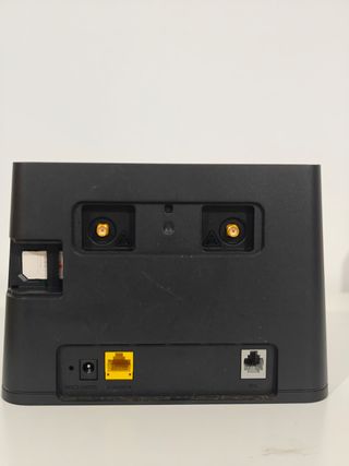 Router Huawei B310s-22 4G LTE CPE