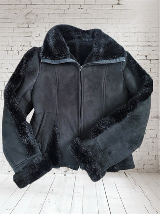 Cazadora ante forrada pelo negra