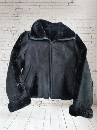 Cazadora ante forrada pelo negra