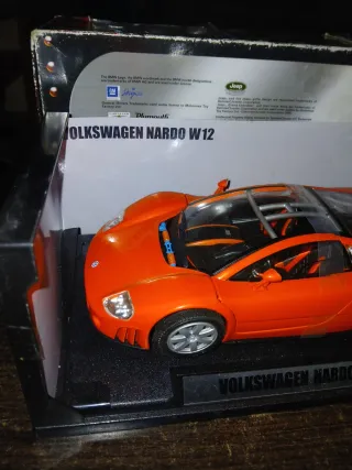 Coche de juguete Volkswagen Nardo  Motor Max 1/18