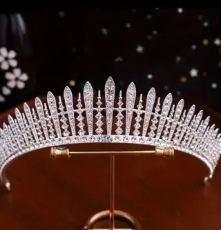 Tiara de Novia Plateada Brillante