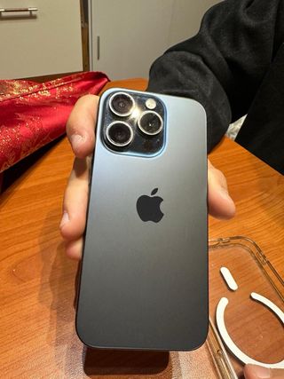 iPhone 15 Pro Blu Notte Nuovo