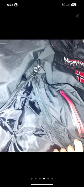 Abrigo Geographical Norway Negro