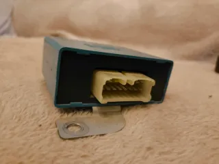 Relé Antena Mitsubishi Montero V20 1999