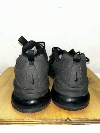 Scarpe Nike Uomo/Donna 270 React Nere