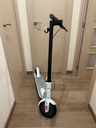 Patinete Eléctrico Xiaomi M365 Blanco