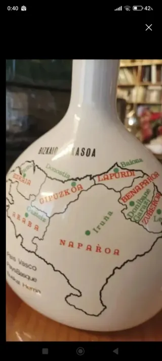 Botella mapa País Vasco. "Bonita para regalo"