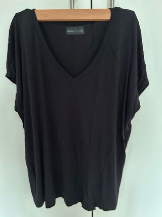 Camiseta Negra Lefties