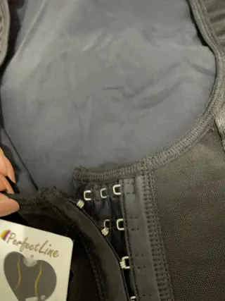 Faja Interior Colombiana Negro Contiene barillas.