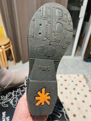 Botines Art grises mujer